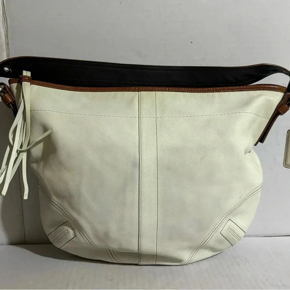 Coach vintage white